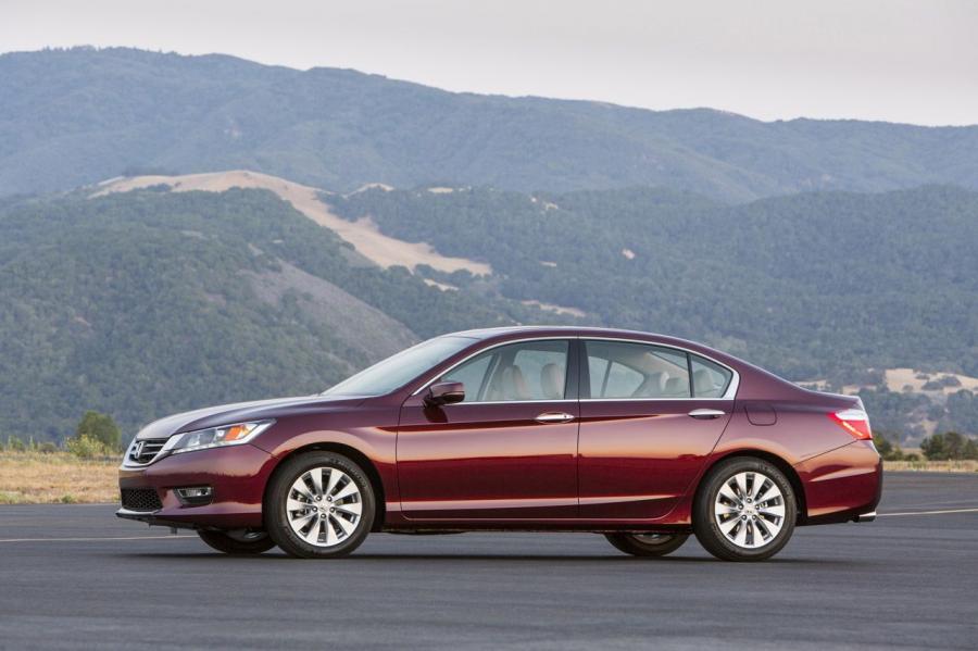  Honda Accord EX-L Sedan 2013 года  (фото 66 из 83)
